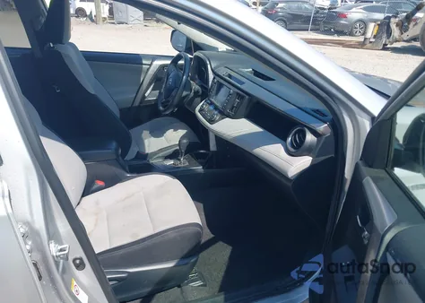 2016 Toyota Rav4 Hybrid Xle z USA, uszkodzony, nr VIN JTMRJREV9GD031568